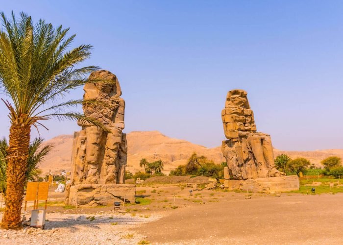 Coppia Dalla Loro Visita Alle Due Statue Di Memnone A Luxor