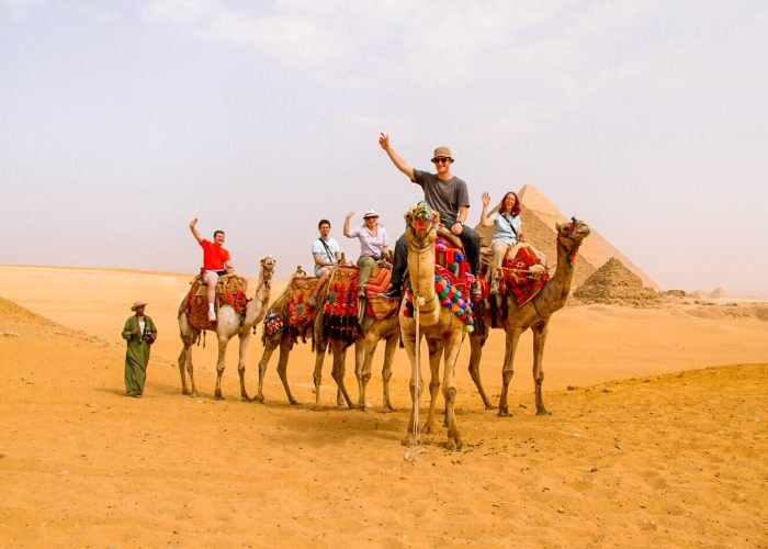 Foto Di Una Parte Della Bellezza Di Fronte Alle Antiche Piramidi Di Giza